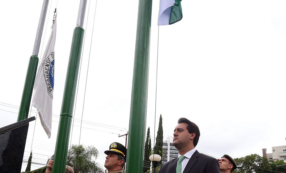O governador Carlos Massa Ratinho Junior particip da cerimônia que comemora o 74º aniversário da tomada de Monte Castelo, na Itália, pela Força Expedicionária Brasileira, na Segunda Guerra Mundial. Foto: Gilson Abreu/ANPr