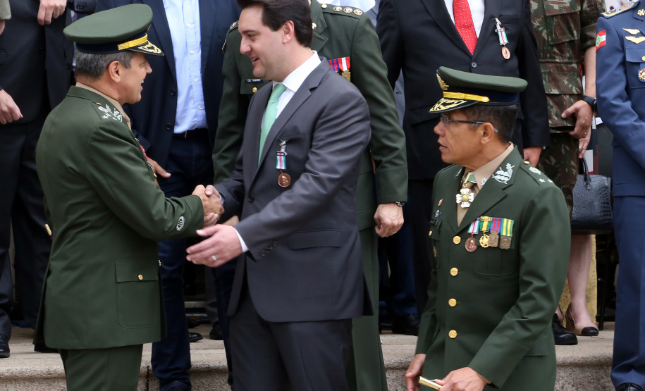 O governador Carlos Massa Ratinho Junior particip da cerimônia que comemora o 74º aniversário da tomada de Monte Castelo, na Itália, pela Força Expedicionária Brasileira, na Segunda Guerra Mundial. Foto: Gilson Abreu/ANPr
