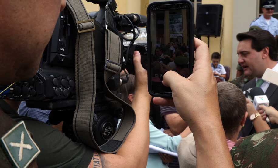 O governador Carlos Massa Ratinho Junior particip da cerimônia que comemora o 74º aniversário da tomada de Monte Castelo, na Itália, pela Força Expedicionária Brasileira, na Segunda Guerra Mundial. Foto: Gilson Abreu/ANPr