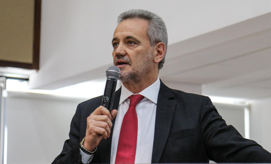 O governador Carlos Massa Ratinho Junior participa da solenidade que formaliza a Força-Tarefa Infância Segura de Prevenção e Combate a Crimes Contra a Criança, nesta quinta-feira (21) no Palácio da Justiça. Na foto, o procurador-geral de Justiça, Ivonei Sfoggia. - Curitiba, 21/02/2019 - Foto: Geraldo Bubniak/ANPr