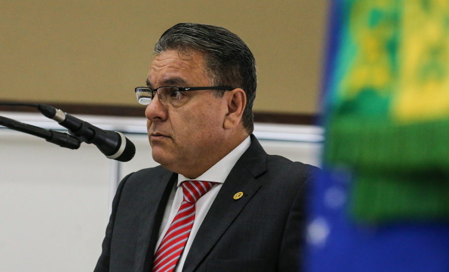 O governador Carlos Massa Ratinho Junior participa da solenidade que formaliza a Força-Tarefa Infância Segura de Prevenção e Combate a Crimes Contra a Criança, nesta quinta-feira (21) no Palácio da Justiça. Na foto, o presidente do Tribunal de Justiça do Paraná, Adalberto Xisto Pereira. - Curitiba, 21/02/2019 - Foto: Geraldo Bubniak/ANPr