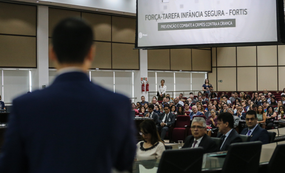 O governador Carlos Massa Ratinho Junior participa da solenidade que formaliza a Força-Tarefa Infância Segura de Prevenção e Combate a Crimes Contra a Criança, nesta quinta-feira (21) no Palácio da Justiça. Curitiba, 21/02/2019 - Foto: Geraldo Bubniak/ANPr