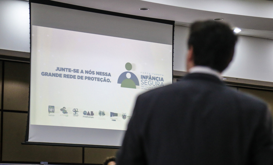 O governador Carlos Massa Ratinho Junior participa da solenidade que formaliza a Força-Tarefa Infância Segura de Prevenção e Combate a Crimes Contra a Criança, nesta quinta-feira (21) no Palácio da Justiça. Curitiba, 21/02/2019 - Foto: Geraldo Bubniak/ANPr