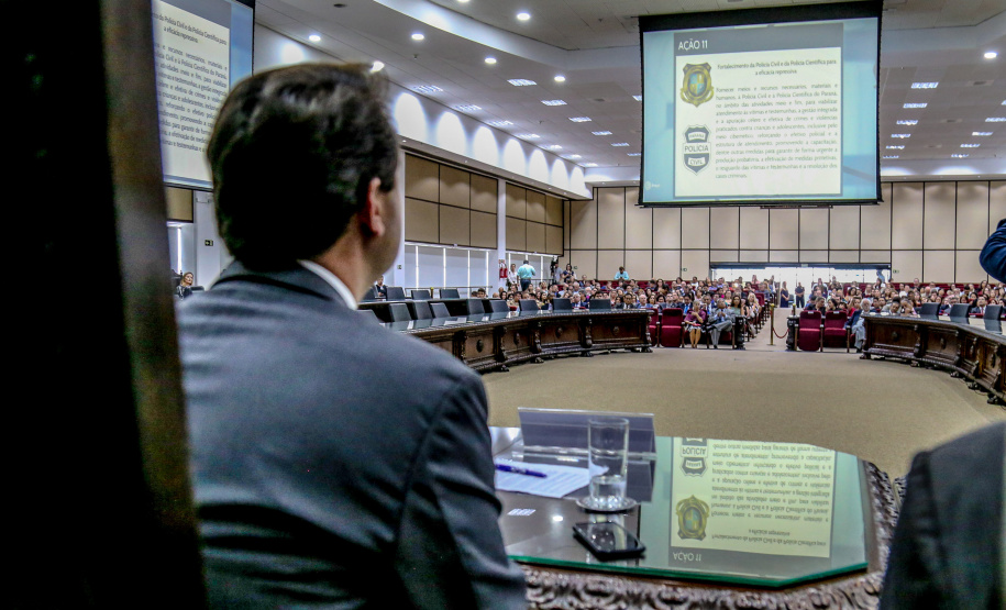 O governador Carlos Massa Ratinho Junior participa da solenidade que formaliza a Força-Tarefa Infância Segura de Prevenção e Combate a Crimes Contra a Criança, nesta quinta-feira (21) no Palácio da Justiça. Curitiba, 21/02/2019 - Foto: Geraldo Bubniak/ANPr