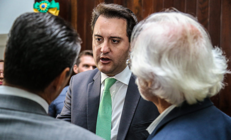 O governador Carlos Massa Ratinho Junior participa da solenidade que formaliza a Força-Tarefa Infância Segura de Prevenção e Combate a Crimes Contra a Criança, nesta quinta-feira (21) no Palácio da Justiça. Curitiba, 21/02/2019 - Foto: Geraldo Bubniak/ANPr