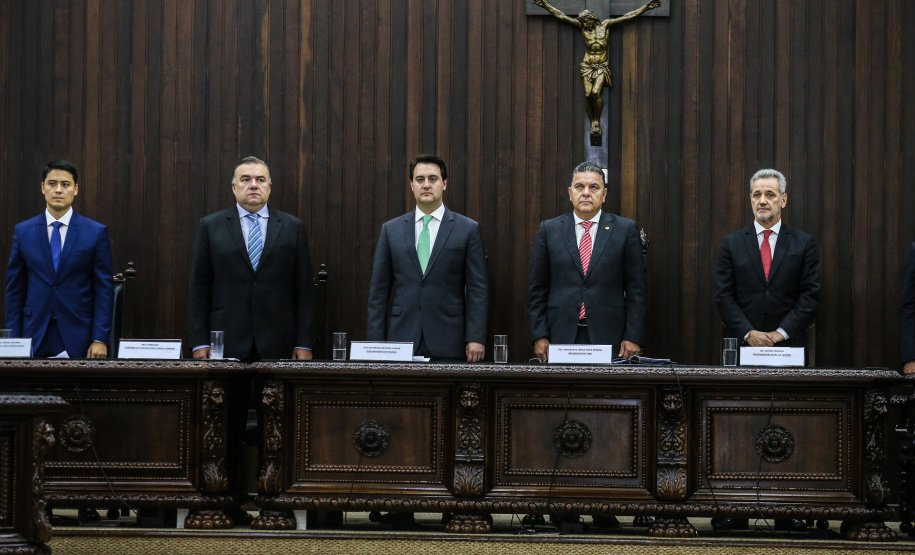 O governador Carlos Massa Ratinho Junior participa da solenidade que formaliza a Força-Tarefa Infância Segura de Prevenção e Combate a Crimes Contra a Criança, nesta quinta-feira (21) no Palácio da Justiça. Curitiba, 21/02/2019 - Foto: Geraldo Bubniak/ANPr
