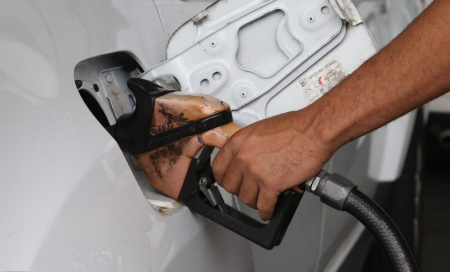 Ipem verifica bombas de combustíveis em todo Estado. Foto: Gilson Abreu/ANPr