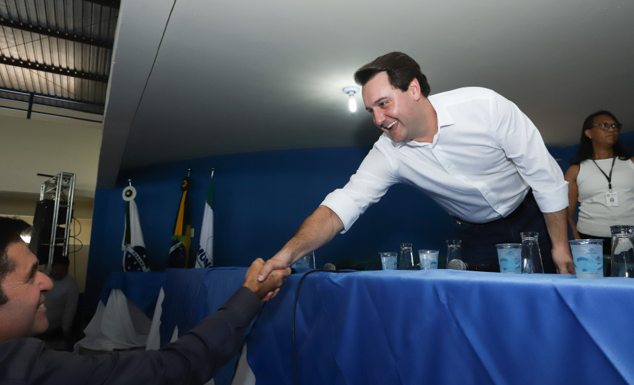 Governador Carlos Massa Ratinho Júnior participa da posse da diretoria da Associação dos Municípios do Norte Pioneiro (Amunorp), em Pinhalão, no Clube Aerp. - Pinhalão 22/02/2019 - Foto: Rodrigo Félix Leal/ANPr