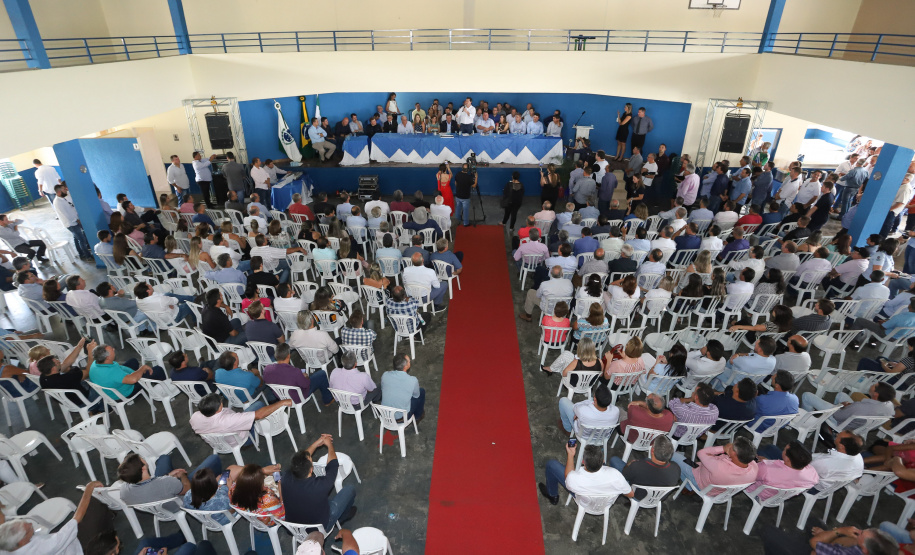 Governador Carlos Massa Ratinho Júnior participa da posse da diretoria da Associação dos Municípios do Norte Pioneiro (Amunorp), em Pinhalão, no Clube Aerp. - Pinhalão 22/02/2019 - Foto: Rodrigo Félix Leal/ANPr