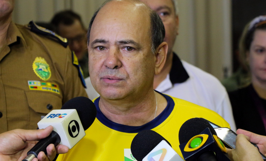 O balanço de 60 dias da Operação Verão Paraná 2018/2019, divulgado nesta sexta-feira (22), aponta a redução de crimes e aumento de atendimento do cidadão nos serviços públicos oferecidos pelo Governo do Estado, em comparação com a temporada anterior. O resultado foi apresentado pelo secretário de Segurança Pública e Administração Penitenciária, Luiz Felipe Kraemer Carbonell, coordenador estadual da Operação Verão.Foto: Soldado Amanda Morais