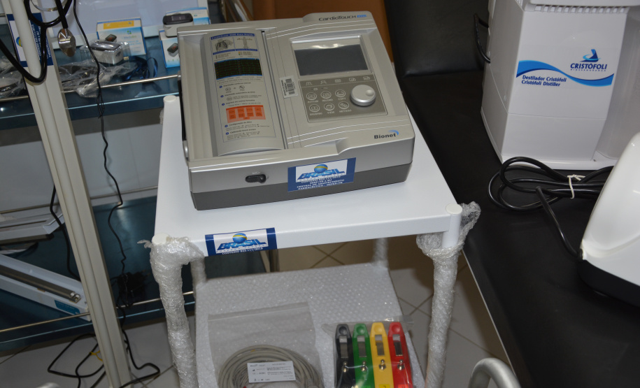 Penitenciárias do Paraná estão recebendo equipamentos destinados ao atendimento em saúde. A ação é resultado de um convênio firmado entre o Ministério da Justiça e Segurança Pública e a Secretaria de Estado da Segurança Pública e Administração Penitenciária. O investimento é de R$ 2,6 milhões. Foto: Divulgação/DEEPN