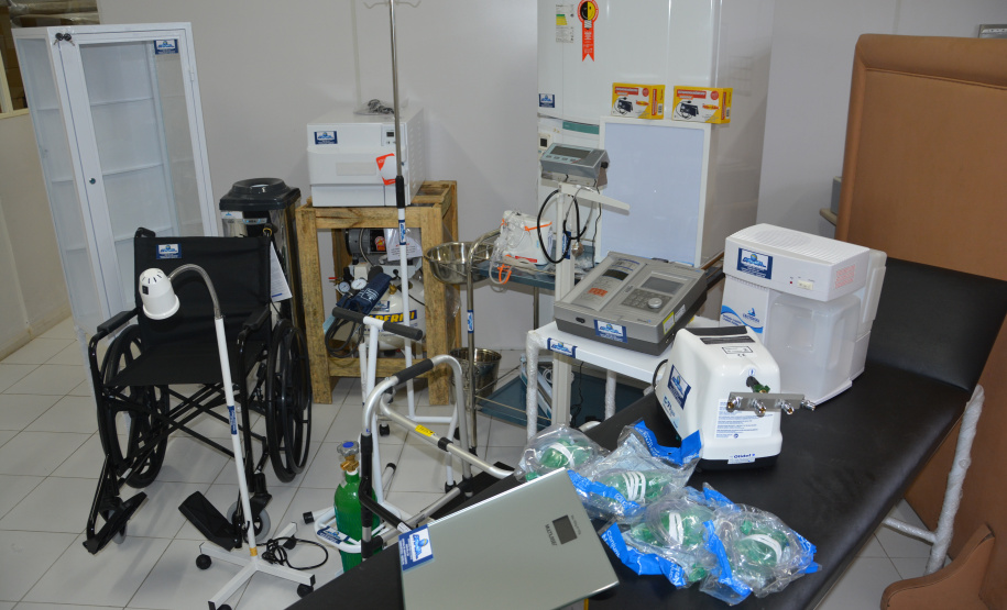 Penitenciárias do Paraná estão recebendo equipamentos destinados ao atendimento em saúde. A ação é resultado de um convênio firmado entre o Ministério da Justiça e Segurança Pública e a Secretaria de Estado da Segurança Pública e Administração Penitenciária. O investimento é de R$ 2,6 milhões. Foto: Divulgação/DEEPN