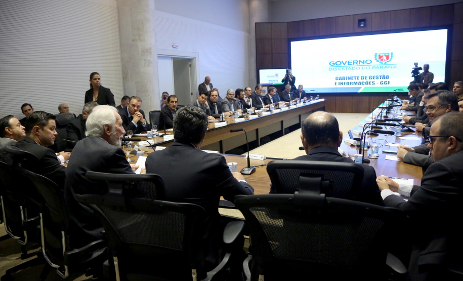 Governador em exercício Darci Piana coordena reunião com equipe de Governo.  -  Curitiba, 27/02/2019  -  Foto: Jaelson Lucas/ANPr