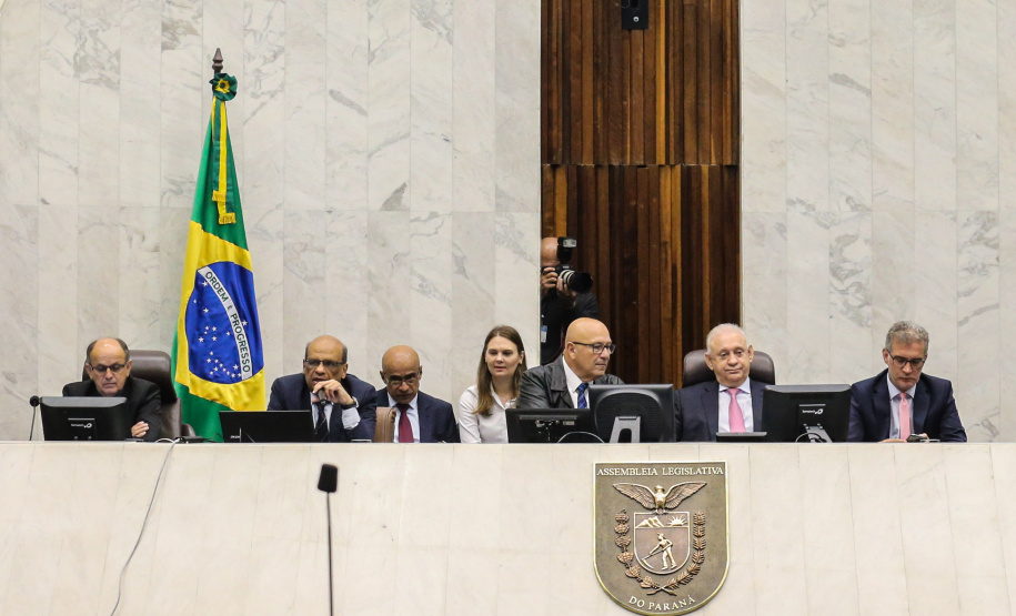 O secretário Renê Garcia Junior, de Estado da Fazenda (SEFA), participa nesta quarta-feira (27), de uma audiência pública  na Assembleia Legislativa do Paraná (ALEP), para apresentação dos dados do Governo relativos ao cumprimento das metas fiscais do terceiro quadrimestre de 2018.  Curitiba, 27/02/2019 -  Foto: Geraldo Bubniak/ANPr