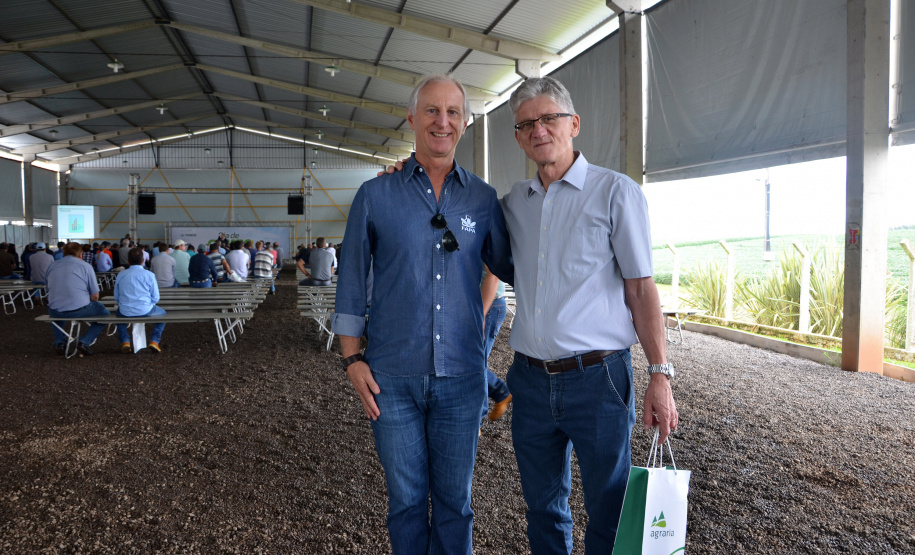 O secretário da Agricultura e Abastecimento do Paraná, Norberto Ortigara, durante abertura, nesta quarta-feira (27), do Dia de Campo Verão 2019, da Cooperativa Agraria, de Entre Rios, em Guarapuava. Na foto, o presidente da Cooperativa Agrária, de Guarapuava, Jorge Karl, e O secretário Norberto Ortigara.  -  27/02/2019  -  Foto:  Divulgação SEAB