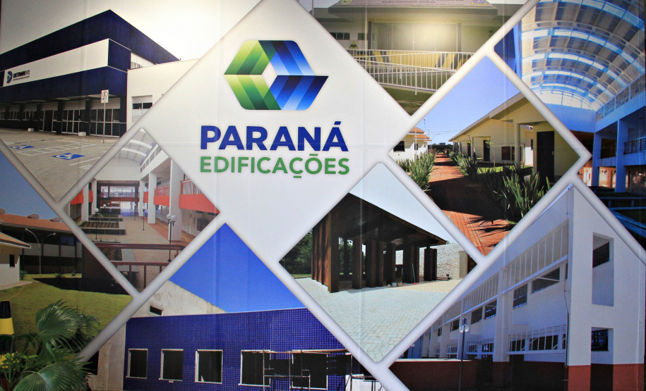 primeira reunião gerencial do secretário do Desenvolvimento Urbano, João Carlos Ortega, com dirigentes da Paraná Edificações (Pred). Pela proposta de reforma administrativa do Governo do Estado, que já tramita na Assembleia Legislativa, a Paraná Edificações vai compor o conjunto de órgãos vinculados à Secretaria do Desenvolvimento Urbano.  -  Curitiba, 27/02/2019  -  Foto: Divulgação SEDU