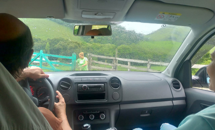 Equipe da secretaria da Saúde percorre as áreas mais remotas do município de Adrianópolis em busca de pessoas não vacinadas contra a febre amarela. Adrianópolis, 28/02/2019 - Foto: Divulgação SESA