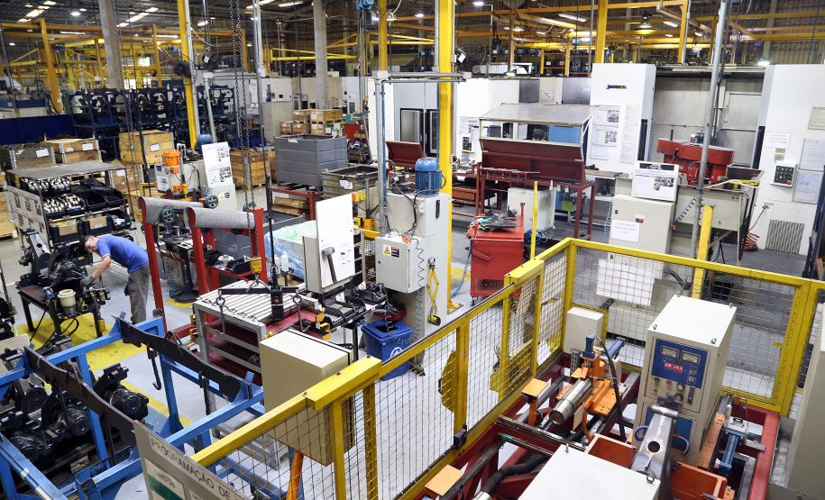 O Paraná abriu 9.145 novas vagas no mercado formal de trabalho em janeiro. Este saldo equivale a 26,6% do total de 34.313 postos de trabalho criados no País. Os dados são do Cadastro Geral de Empregados e Desempregados (Caged), divulgados nesta quinta-feira (28) pela Secretaria Especial de Previdência e Trabalho do Ministério da Economia.Foto: Gilson Abreu/ANPr