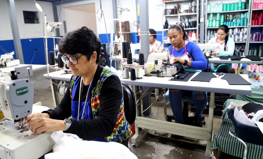 O Paraná abriu 9.145 novas vagas no mercado formal de trabalho em janeiro. Este saldo equivale a 26,6% do total de 34.313 postos de trabalho criados no País. Os dados são do Cadastro Geral de Empregados e Desempregados (Caged), divulgados nesta quinta-feira (28) pela Secretaria Especial de Previdência e Trabalho do Ministério da Economia.Foto: Gilson Abreu/ANPr