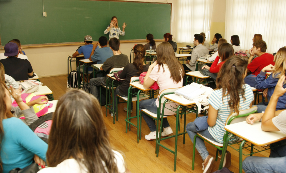 Enem 2019 deve contar com 95 mil estudantes da rede estadual. Foto: Hedeson Alves/Arquivo/SEED