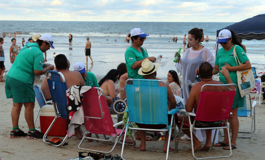 03-03-2019 Operação Verão 2018/2019 - Detran - Praia Central - Guaratuba O Carnaval 2019 no Litoral do estado foi repleto de opções de lazer e de serviços gratuitos para os veranistas durante o feriado prolongado. Na área de segurança pública, houve redução dos casos de furtos (10%) e mais encaminhamentos (37,50%) por conta do aumento de abordagens (63,67%). - Litoral do Paraná, 05/03/2019 - Foto: Soldado Emanuel Cunha