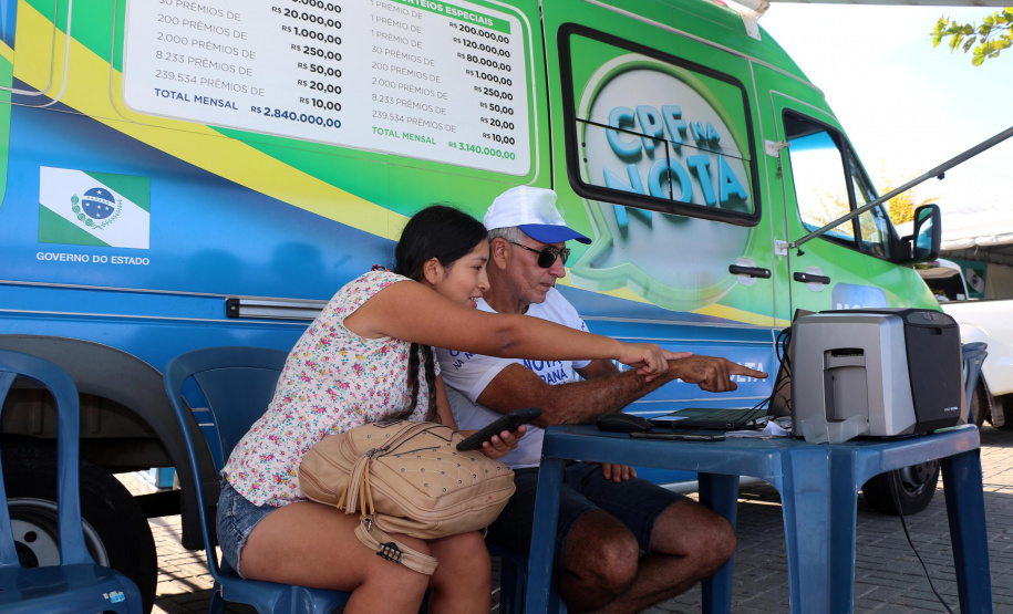 03-03-2019 Operação Verão 2018/2019 - Nota Paraná - Praia Central - Guaratuba O Carnaval 2019 no Litoral do estado foi repleto de opções de lazer e de serviços gratuitos para os veranistas durante o feriado prolongado. Na área de segurança pública, houve redução dos casos de furtos (10%) e mais encaminhamentos (37,50%) por conta do aumento de abordagens (63,67%). - Litoral do Paraná, 05/03/2019 - Foto: Soldado Emanuel Cunha