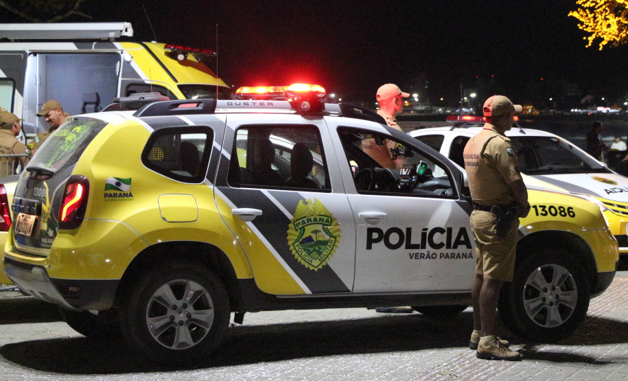 04-03-2019 Operação Verão 2018/2019 - Carnaval 2019 de Guaratuba O Carnaval 2019 no Litoral do estado foi repleto de opções de lazer e de serviços gratuitos para os veranistas durante o feriado prolongado. Na área de segurança pública, houve redução dos casos de furtos (10%) e mais encaminhamentos (37,50%) por conta do aumento de abordagens (63,67%). - Litoral do Paraná, 05/03/2019 - Foto: Soldado Emanuel Cunha