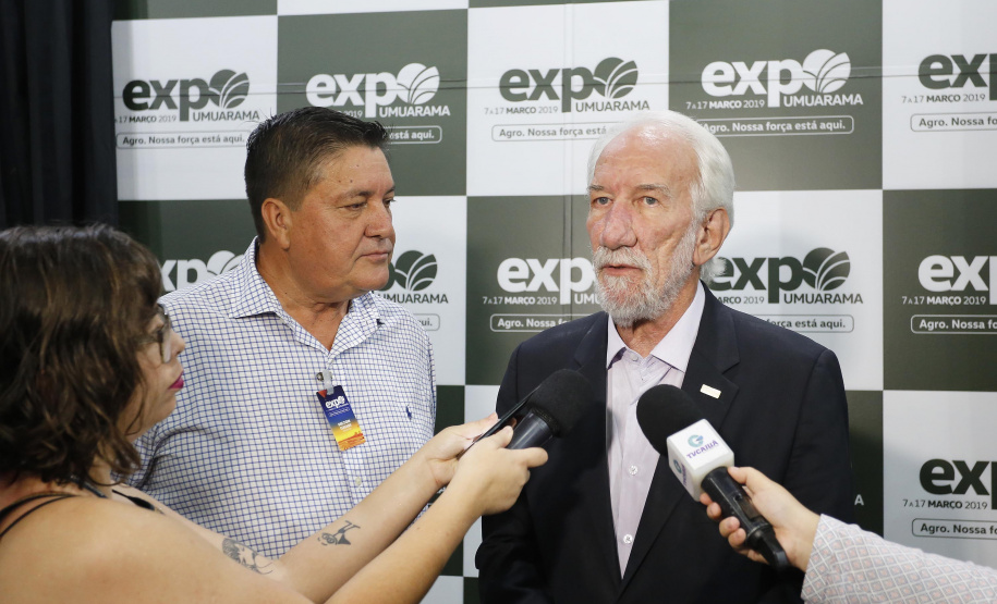O governador em exercício Darci Piana, participa da abertura 45ª Expo Umuarama e 18ª Feira Internacional. Participaram: prefeito de Umuarama, Celso Pozzobom; os secretários: do Meio Ambiente e Recursos Hídricos, Márcio Nunes; da Agricultura, Norberto Ortigara; presidente da Sociedade Rural de Umuarama, Milton Gaiari; entre outros. N/F: presidente da Sociedade Rural, Milton Gaiari.Umuarama, 07-03-19.Foto: Arnaldo Alves / ANPr.