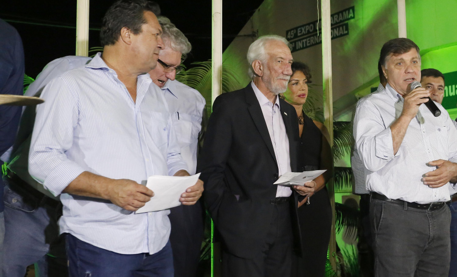 O governador em exercício Darci Piana, participa da abertura 45ª Expo Umuarama e 18ª Feira Internacional. Participaram: prefeito de Umuarama, Celso Pozzobom; os secretários: do Meio Ambiente e Recursos Hídricos, Márcio Nunes; da Agricultura, Norberto Ortigara; presidente da Sociedade Rural de Umuarama, Milton Gaiari; entre outros.Umuarama, 07-03-19.Foto: Arnaldo Alves / ANPr.