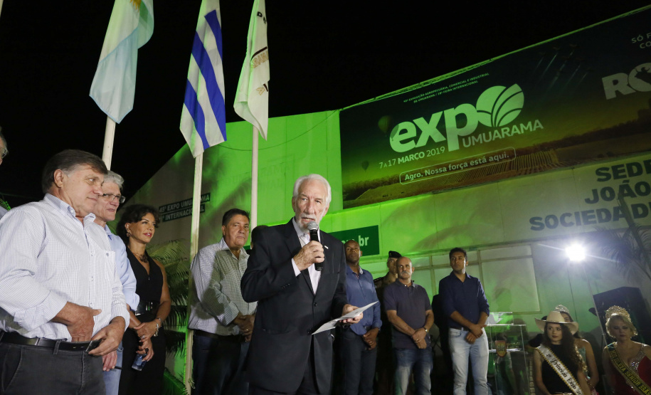 O governador em exercício Darci Piana, participa da abertura 45ª Expo Umuarama e 18ª Feira Internacional. Participaram: prefeito de Umuarama, Celso Pozzobom; os secretários: do Meio Ambiente e Recursos Hídricos, Márcio Nunes; da Agricultura, Norberto Ortigara; presidente da Sociedade Rural de Umuarama, Milton Gaiari; entre outros.Umuarama, 07-03-19.Foto: Arnaldo Alves / ANPr.