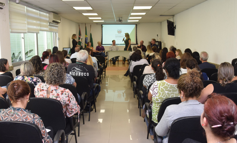 Assistir a mulher em todas as fases da vida, com ações e programas específicos de cuidado, orientação e prevenção
