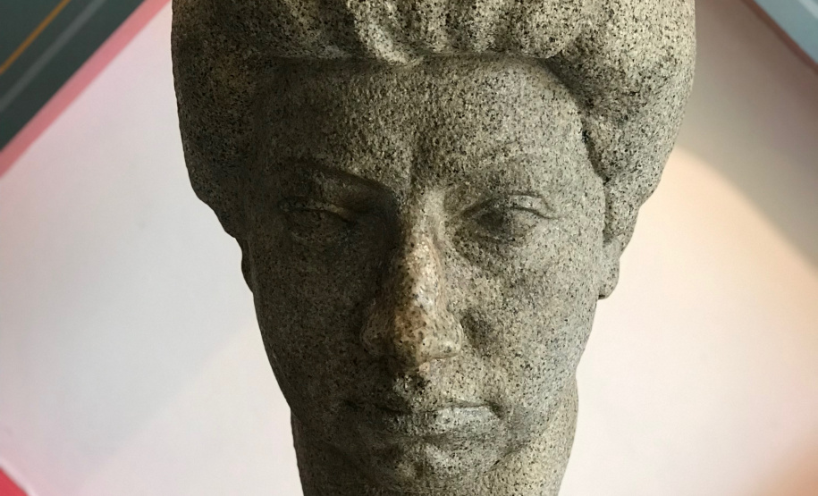 Mais de 80% do Quadro Próprio do Magistério paranaense é composto por mulheres. Além de estarem no comando das salas de aula, na organização e planejamento pedagógico, elas também cuidam da merenda, da limpeza e da administração dos mais de 2 mil colégios estaduais do Paraná.  -  Curitiba, 08/03/2019  -  Foto: Divulgação SEED