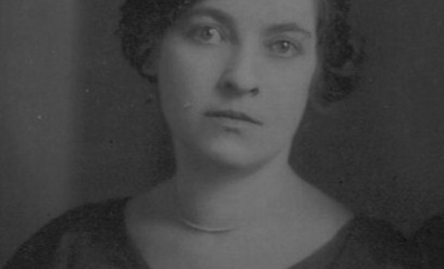 Mais de 80% do Quadro Próprio do Magistério paranaense é composto por mulheres. Além de estarem no comando das salas de aula, na organização e planejamento pedagógico, elas também cuidam da merenda, da limpeza e da administração dos mais de 2 mil colégios estaduais do Paraná. - Curitiba, 08/03/2019 - Foto: Divulgação SEED