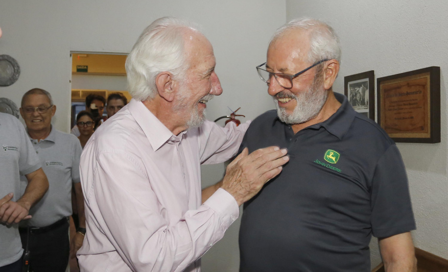 O governador em exercício Darci Piana, participa da abertura da 48ª Exposição Paranavaí - Feira Agropecuária e Industrial de Paranavaí, região noroeste do Estado. Presentes: presidente da Sociedade Rural do Noroeste do Paraná, Mario Helio de Almeida; secretário de Agricultura, Norbeto Ortigara; entre outros.Paranavaí, 08-03-19.Foto: Arnaldo Alves / ANPr.