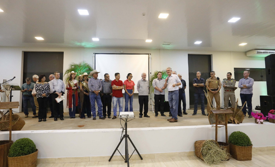 O governador em exercício Darci Piana, participa da abertura da 48ª Exposição Paranavaí - Feira Agropecuária e Industrial de Paranavaí, região noroeste do Estado. Presentes: presidente da Sociedade Rural do Noroeste do Paraná, Mario Helio de Almeida; secretário de Agricultura, Norbeto Ortigara; entre outros.Paranavaí, 08-03-19.Foto: Arnaldo Alves / ANPr.
