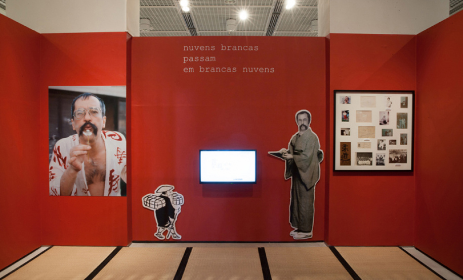 Escritor, poeta, músico, compositor, romancista, tradutor, ensaísta, judoca e publicitário. As diversas faces do paranaense Paulo Leminski estarão presentes na 10ª edição da exposição Múltiplo Leminski, que entra em cartaz em Londrina a partir do dia 14 de março, às 19h30, no Museu Histórico de Londrina. - Foto: Divulgação