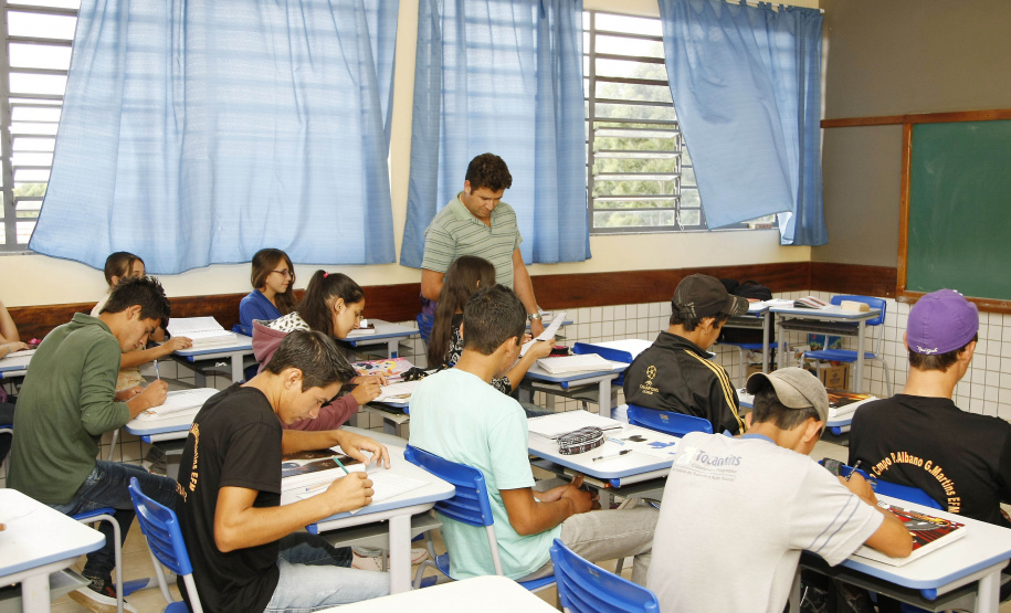 Primeira Prova Paraná será aplicada amanhã (13) em todo o estad