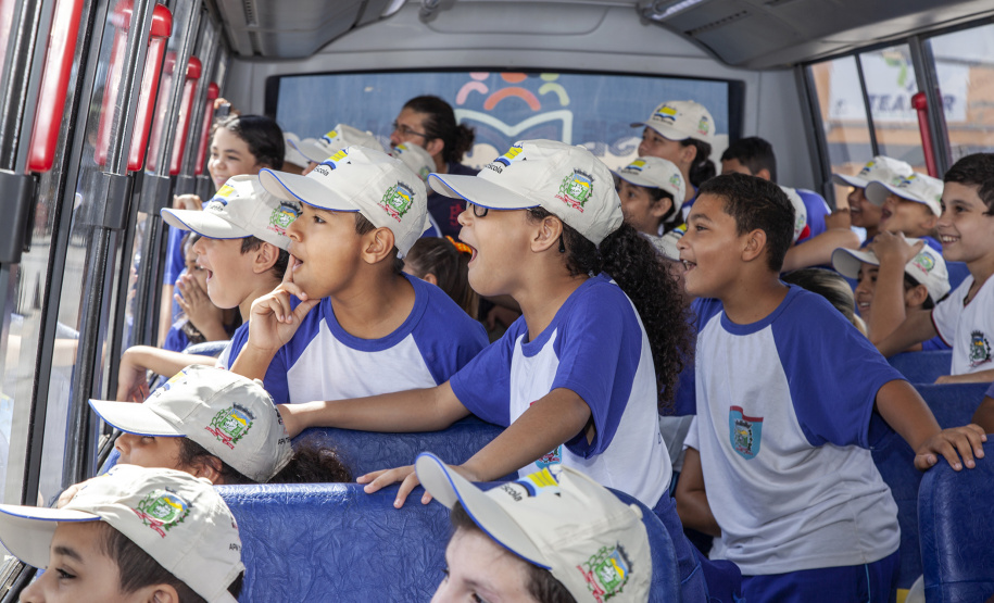 Alunos visitam Porto . - Paranaguá, 14/03/2019 - Foto:Claudio Neves/ Divulgação APPA