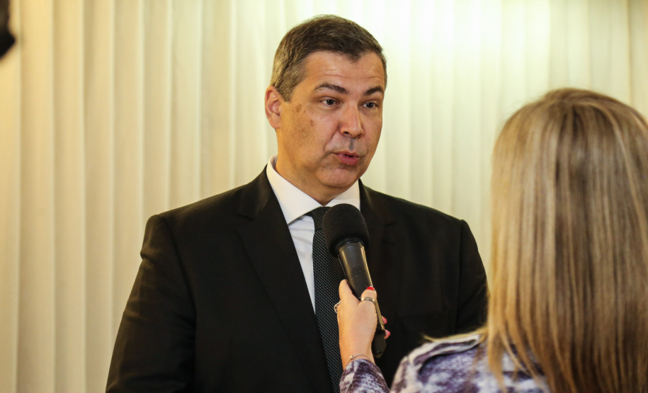 O governador Carlos Massa Ratinho Junior na apresentação das diretrizes da Celepar nesta sexta-feira (15) no Teatro Bom Jesus em Curitiba.   Curitiba, 15/03/2019 -  Foto: Geraldo Bubniak/ANPr