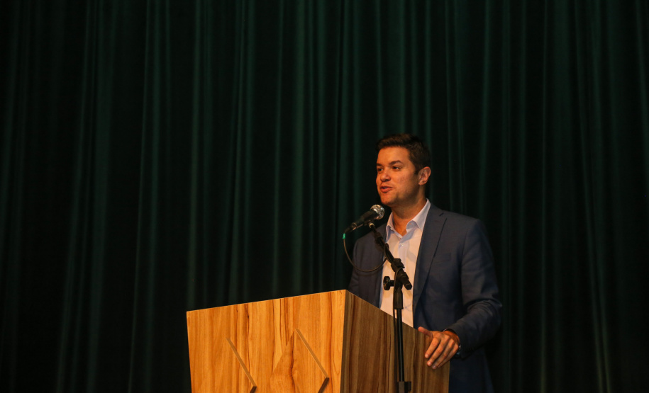 O chefe da Casa Civil do Paraná, Guto Silva  na apresentação das diretrizes da Celepar nesta sexta-feira (15) no Teatro Bom Jesus em Curitiba.   Curitiba, 15/03/2019 -  Foto: Geraldo Bubniak/ANPr