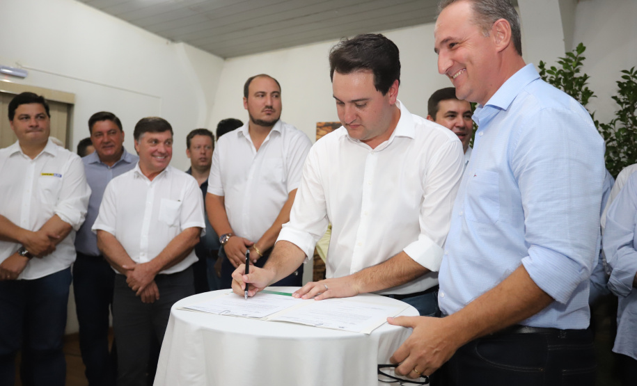 Governador Carlos Massa Ratinho Junior visita a Expo Umuarama e anuncia recursos para investimentos em infraestrutura e melhoria urbana no município. - Umuarama, 15/03/2019 - Foto: José Fernando Ogura/ANPr