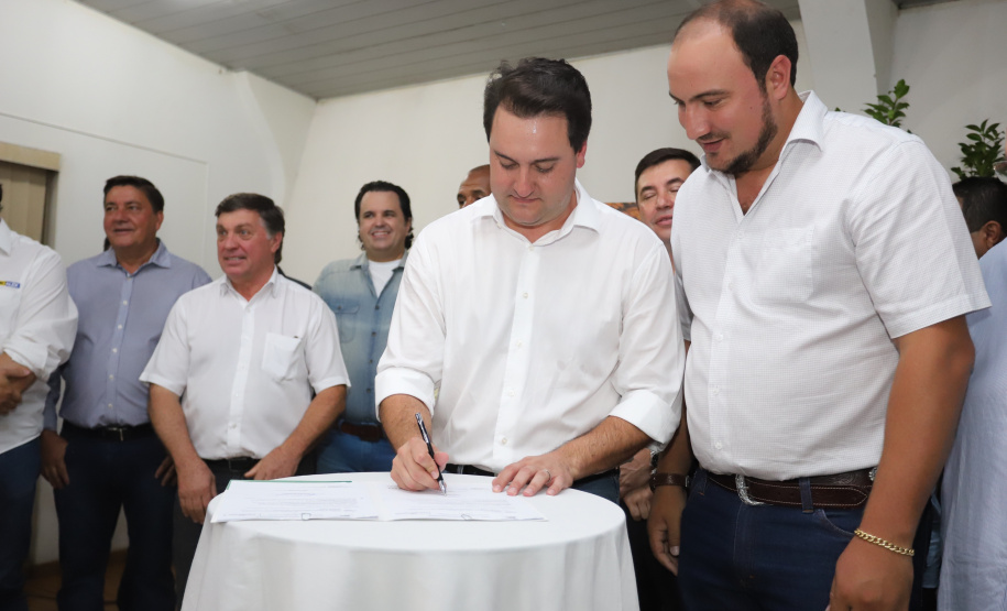 Governador Carlos Massa Ratinho Junior visita a Expo Umuarama e anuncia recursos para investimentos em infraestrutura e melhoria urbana no município. - Umuarama, 15/03/2019 - Foto: José Fernando Ogura/ANPr