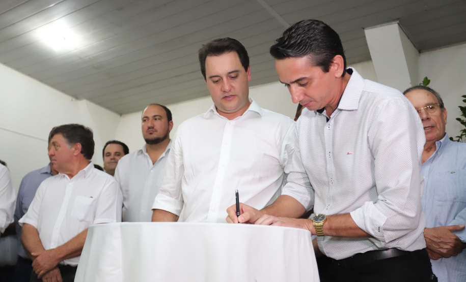 Governador Carlos Massa Ratinho Junior visita a Expo Umuarama e anuncia recursos para investimentos em infraestrutura e melhoria urbana no município. - Umuarama, 15/03/2019 - Foto: José Fernando Ogura/ANPr