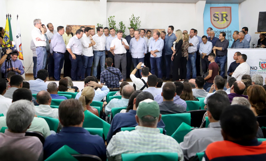 Governador Carlos Massa Ratinho Junior visita a Expo Umuarama e anuncia recursos para investimentos em infraestrutura e melhoria urbana no município. - Umuarama, 15/03/2019 - Foto: José Fernando Ogura/ANPr