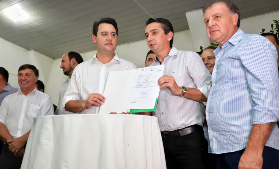 Governador Carlos Massa Ratinho Junior visita a Expo Umuarama e anuncia recursos para investimentos em infraestrutura e melhoria urbana no município. - Umuarama, 15/03/2019 - Foto: José Fernando Ogura/ANPr