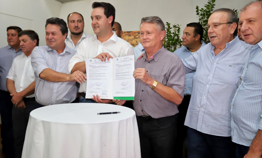 Governador Carlos Massa Ratinho Junior visita a Expo Umuarama e anuncia recursos para investimentos em infraestrutura e melhoria urbana no município. - Umuarama, 15/03/2019 - Foto: José Fernando Ogura/ANPr