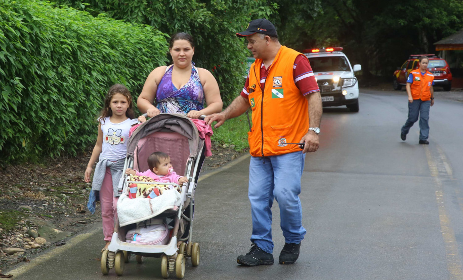 A Coordenadoria Estadual de Proteção e Defesa Civil realiza simulado de abandono com comunidade em área de risco de Morretes, no Litoral do Paraná. - Morretes, 16/03/2019 - Foto: Jaelson Lucas/ANPr