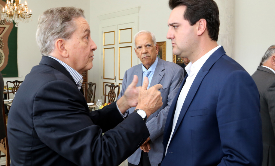 Almoço e apresentação do plano de metas do governo,com governador Carlos Massa Ratinho Junior, bancada federal, senadores e Paulo Rabello. Foto de Gilson Abreu/ANPr