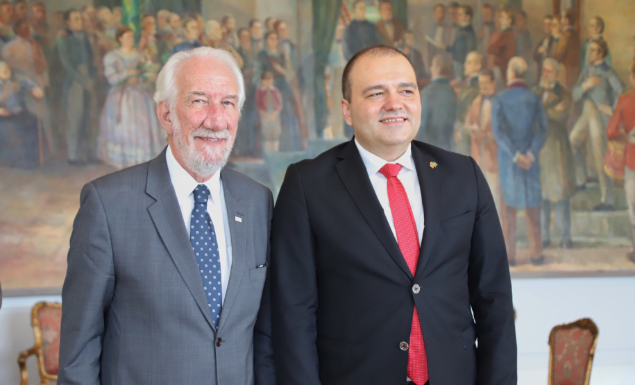 Vice-governador Darci Piana recebe o embaixador da República da Macedônia do Norte, Ivica Bocevski - Curitiba, 18/03/2019 - Foto: José Fernando Ogurta/ANPr