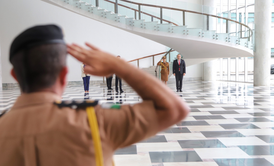 Vice-governador Darci Piana recebe o embaixador da República da Macedônia do Norte, Ivica Bocevski - Curitiba, 18/03/2019 - Foto: José Fernando Ogurta/ANPr